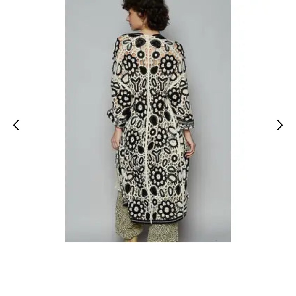 POL Black and Cream Floral Cardigan